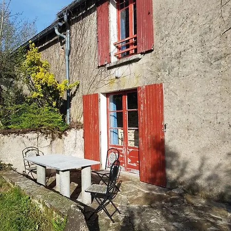 Gite La Garrigue, De 2 A 6 Personnes * Paulinet